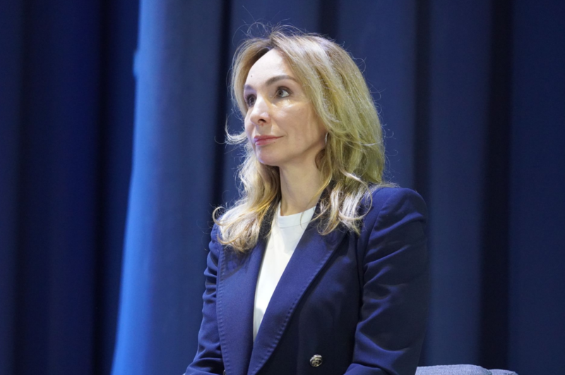 Елена Панова